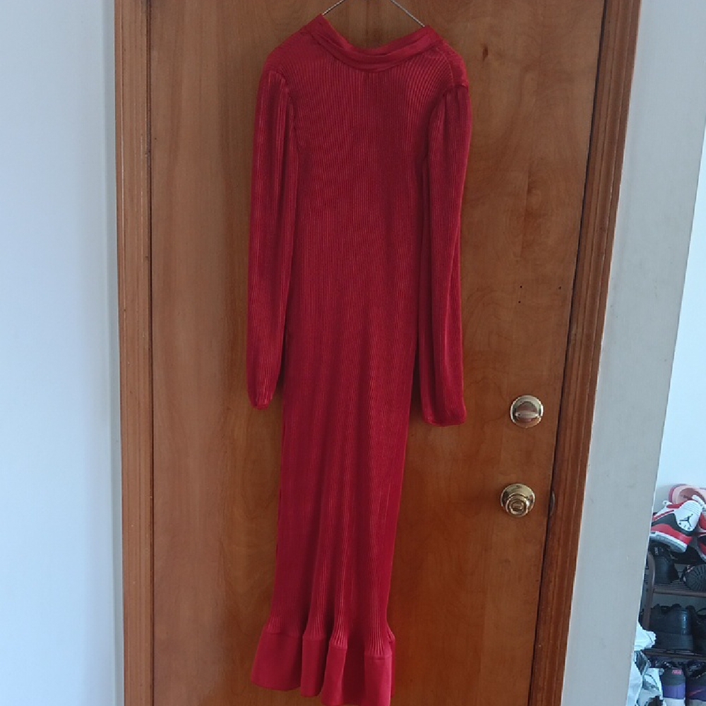 Elegant Red Long Sleeve Dress